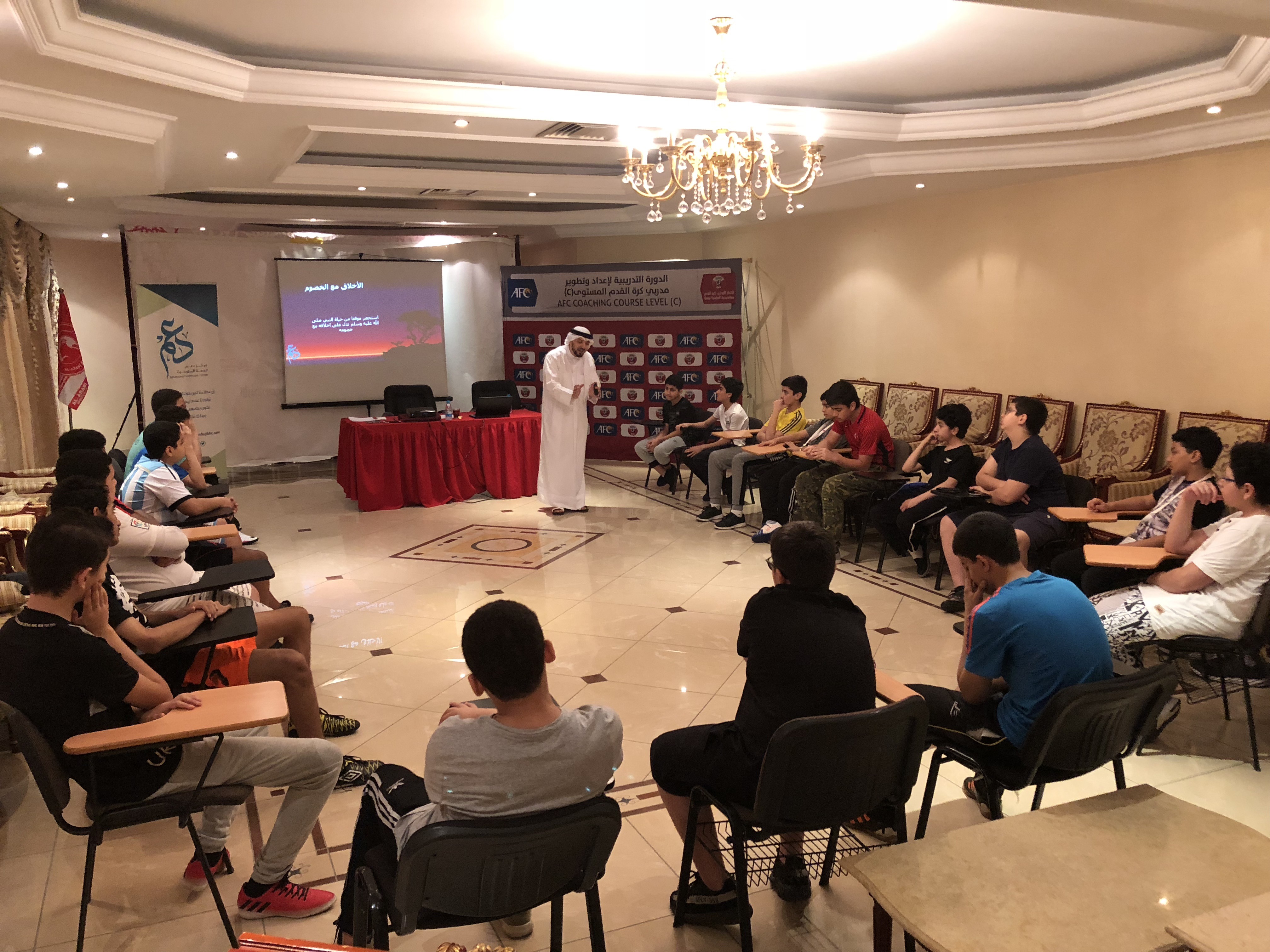 محاضرة الحقيبة الأخلاقية – النادي العربي الرياضي 09