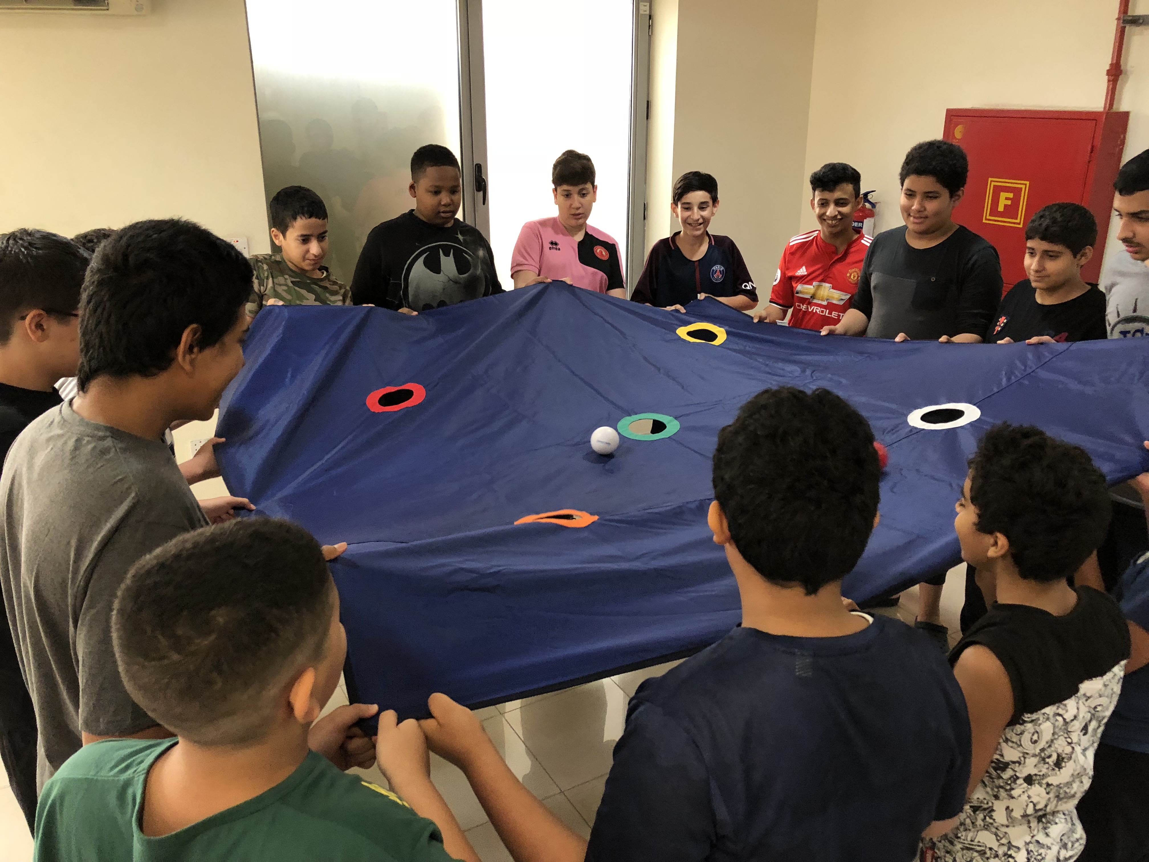 نشاط لتعزيز القيم عن طريق اللعب – مركز شباب الوكرة 01