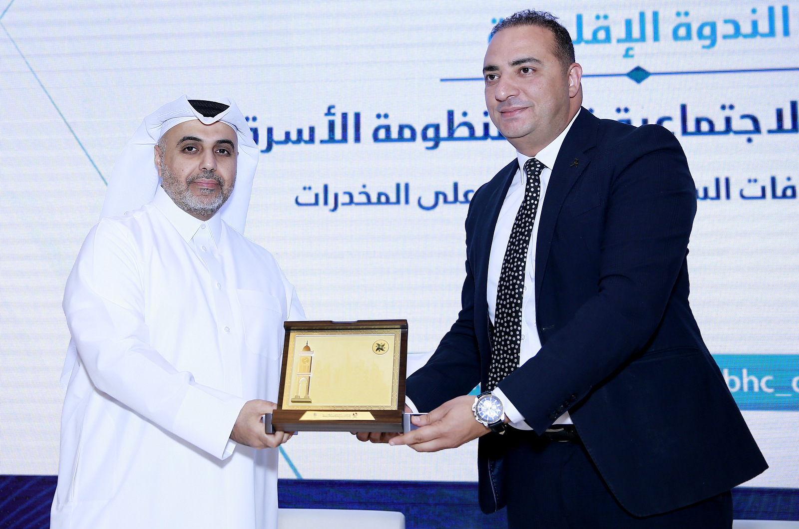 الندوة الاقليمية (تعزيز الكفاءة الإجتماعية في منظومة الأسرة لمواجهة الانحرافات السلوكية والإدمان على المخدرات) 32