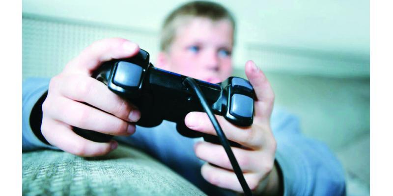 الشرق تنشر نتائج أحدث دراسة لمركز دعم.. باحثون يحذرون من خطورة الألعاب الرقمية على الأسرة